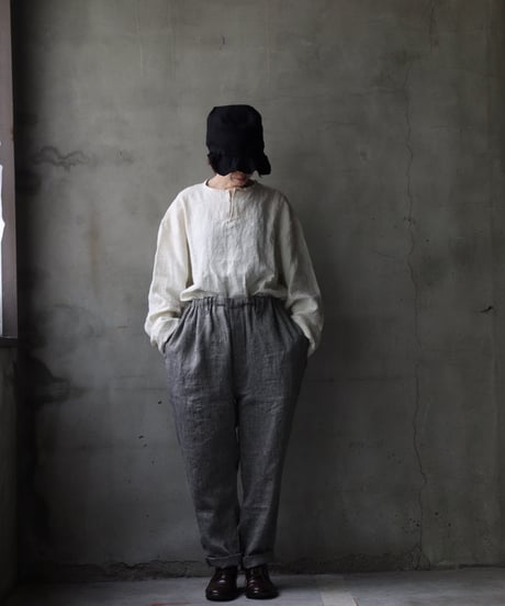 klauseクロイゼ / Linen Herring-bone Loose Fitting Tapered Trousers (ヘリンボーン) / kla-25017