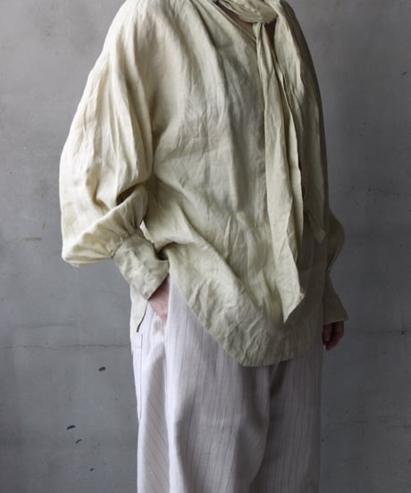 cavane キャヴァネ / Pull-over blouse with tie Linen100ブラウス / ca-26054