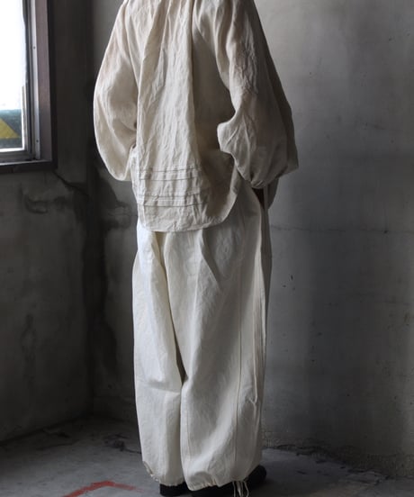 cavane キャヴァネ / Raglan puff-sleeve blouse Linen100硫化染めブラウス / ca-26023A