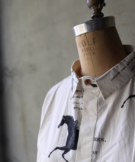 ALEKSANDR MANAMISアレクサンダーマナミ/ LECTURES SHIRT - LECTURESシャツ / am-24019