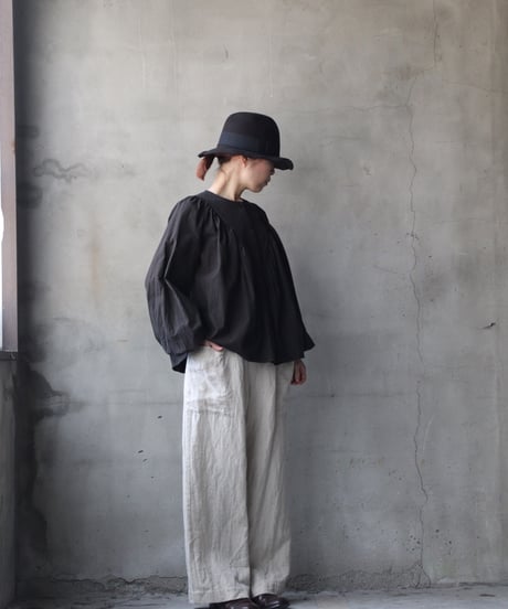 cavane キャヴァネ / Stand-collar raglan cotton & linen blouseブラウス / ca-26007