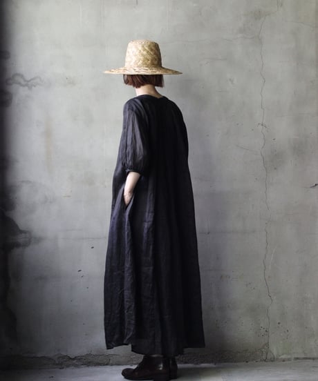 cavane キャヴァネ / Over Tuck Linen100 Dressワンピース / ca-25102