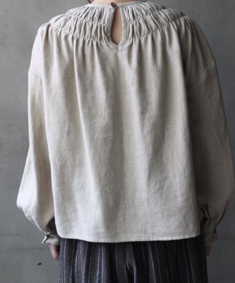 cavane キャヴァネ / Gathered stitch blouse linen & cottonブラウス / ca-25175