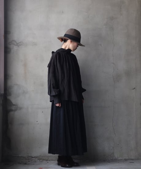 cavane キャヴァネ / Pull-over blouse with tie Linen100ブラウス / ca-26030