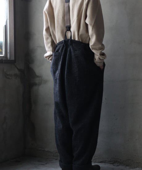 cavane キャヴァネ / Over-pants with suspender wool100パンツ / ca-25162