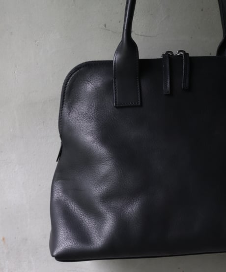 CORIU コリゥ/  FRONT ZIP BAG CALF(C06)  / cor-20007