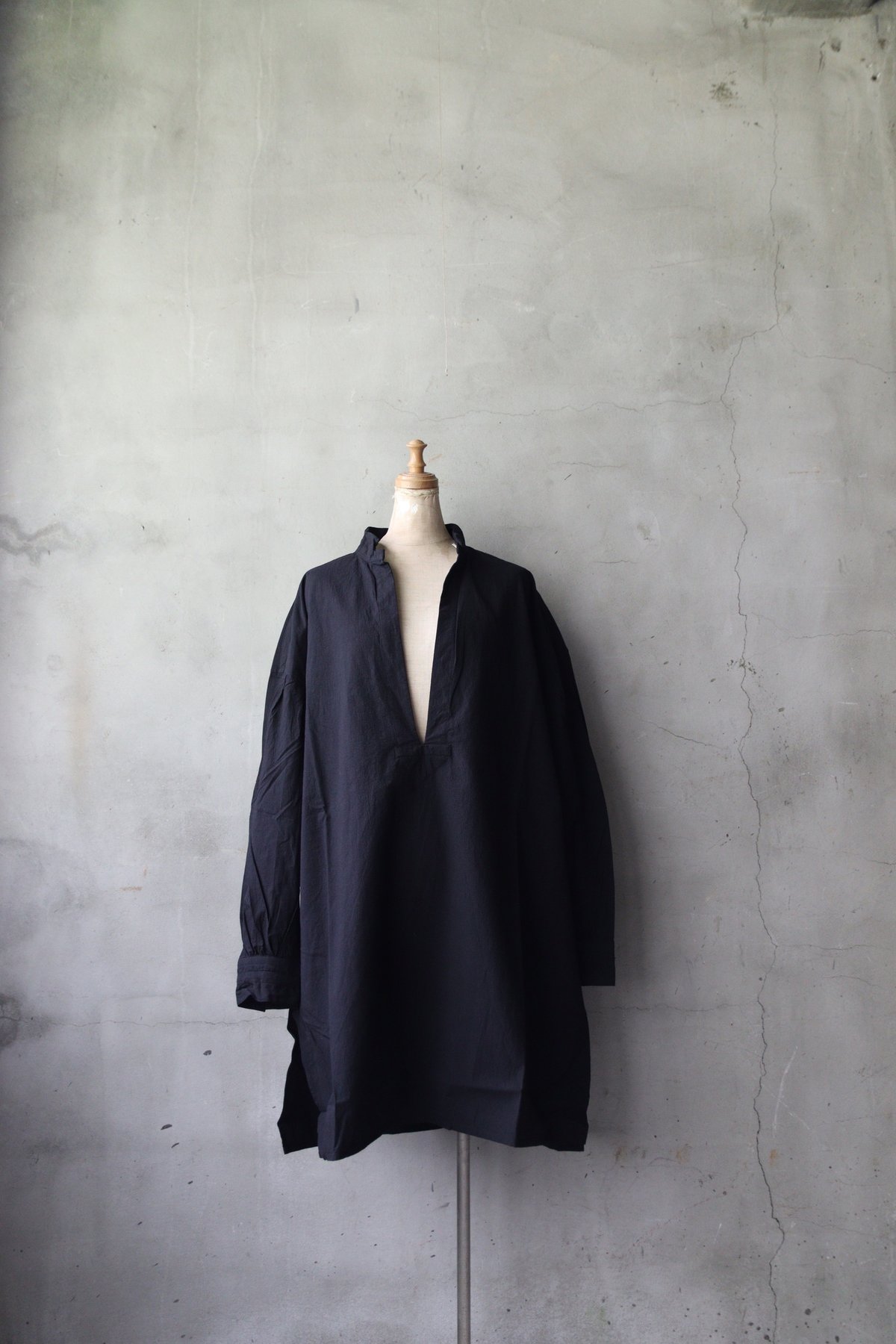 KLASICA クラシカ / Neo Stand Collar Pull Over 