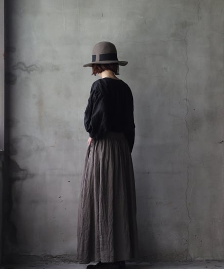 cavane キャヴァネ / V Pull-over blouse linen100ブラウス / ca-25143