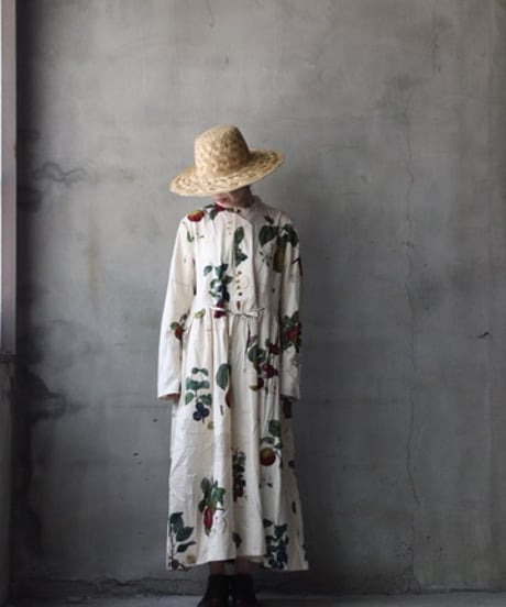 ALEKSANDR MANAMISアレクサンダーマナミ/ LES FRUITS LOOSE FRONT DRESSワンピース / am-26014