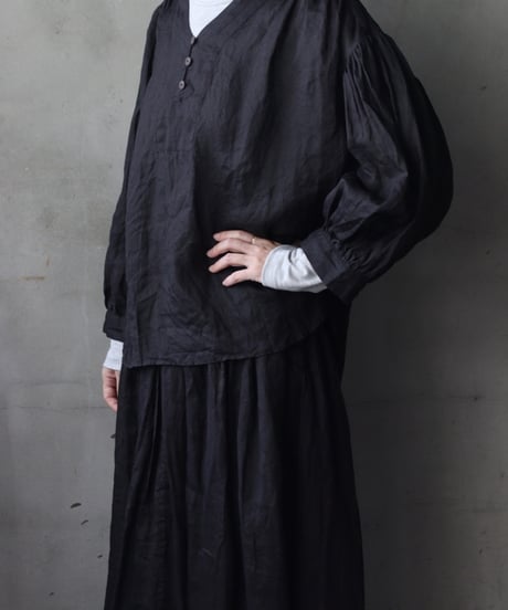 cavane キャヴァネ / V Pull-over blouse linen100ブラウス / ca-25147