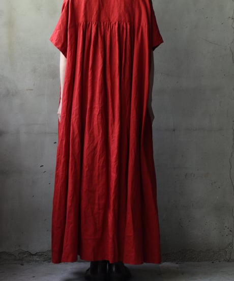 cavane キャヴァネ / Balloon no-sleeve dress Linen100ワンピース / ca-25129