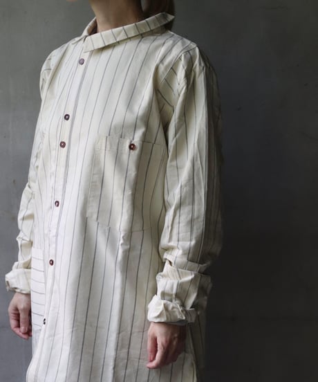 ALEKSANDR MANAMISアレクサンダーマナミ/ THREE POCKET ASYMMETRIC SHIRT JKシャツ/ am-21012