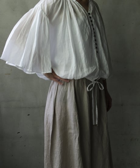 cavane キャヴァネ / Wide-sleeves with waist drawstring linen100 blouseブラウス / ca-25104