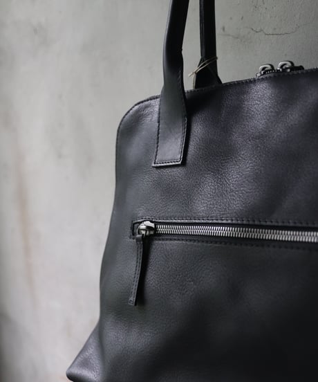CORIU コリゥ/  FRONT ZIP BAG CALF(C06)  / cor-20007