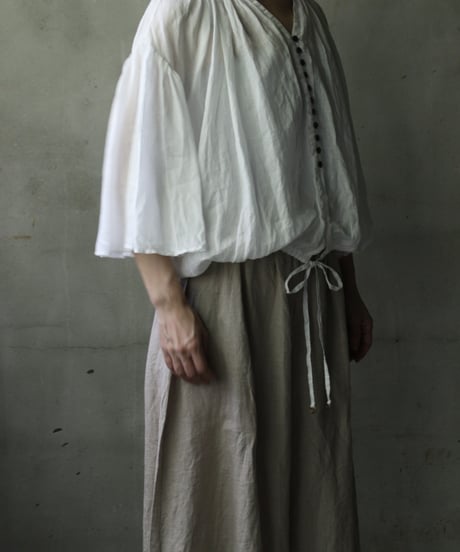 cavane キャヴァネ / Wide-sleeves with waist drawstring linen100 blouseブラウス / ca-25104