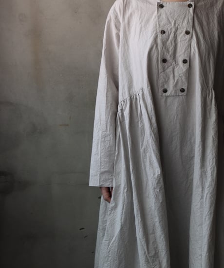 cavaneキャヴァネ / Gathered dress with side switchingワンピース / ca-26055