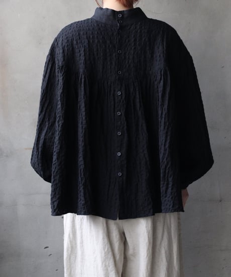 cavane キャヴァネ / Stand coll gathered chest linen & cottonブラウス / ca-26002