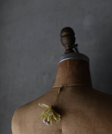 Hi様_Antonia Rossi (Antomoon)/ Artisan Embroidered Heart Necklaceネックレス / An-26003