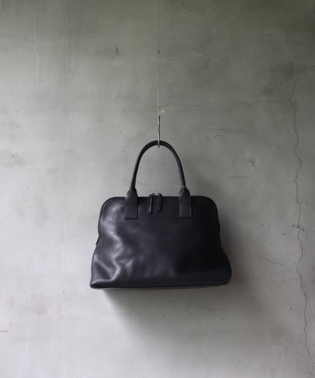 CORIU コリゥ/  FRONT ZIP BAG CALF(C06)  / cor-20007
