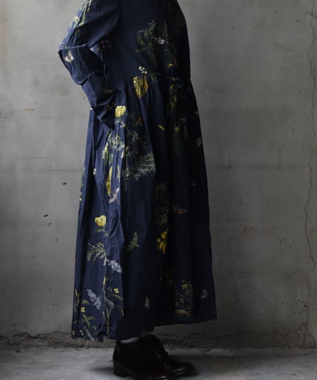 ALEKSANDR MANAMISアレクサンダーマナミ/ NATURA BLEU LOOSE FRONT DRESSワンピース/ am-25013