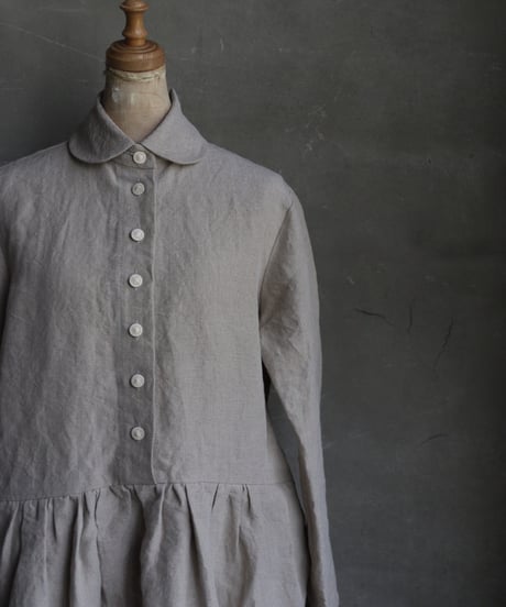 der antagonist デ アンタゴニスト / Button front Dress Linenワンピース  / D8BLEC24/25