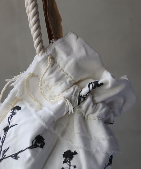 Cavalier Meiko Takahashi  / Pressed flower pouch bag "Alyssum" / Me-23002