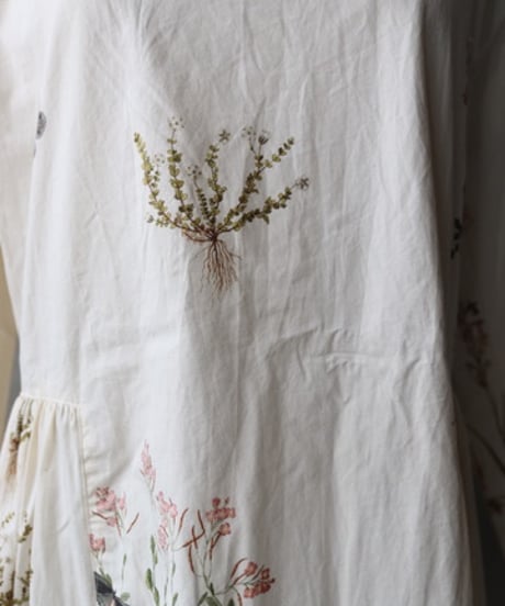 ALEKSANDR MANAMISアレクサンダーマナミ/ JARDIN D'ÉTÉ WIDE DRESSワンピース / am-26007