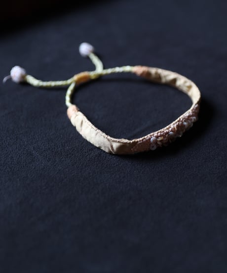 Antonia Rossi (Antomoon)/ Artisan Embroidered bracelets in vintage silkブレスレット / An-26011