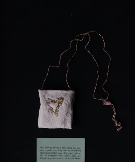 Antonia Rossi (Antomoon)/ Embroidered little pouch omamori vintage Necklaceネックレス / An-25009