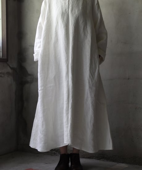 klauseクロイゼ / Band collar Shirt Long Belarus Linen(綾織/中厚手)ワンピース/ kla-25007