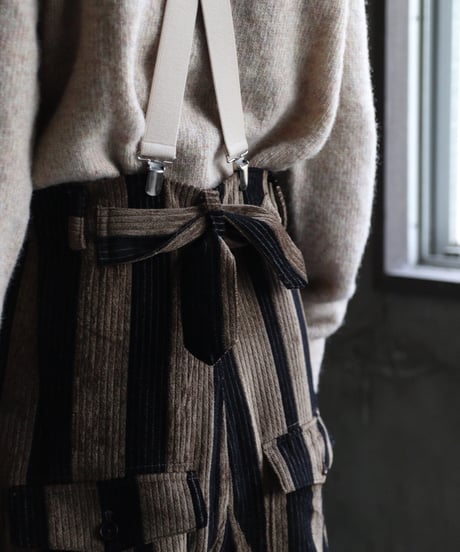 ALEKSANDR MANAMISアレクサンダーマナミ/ CORDUROY POCKET PANTパンツ/ am-24031