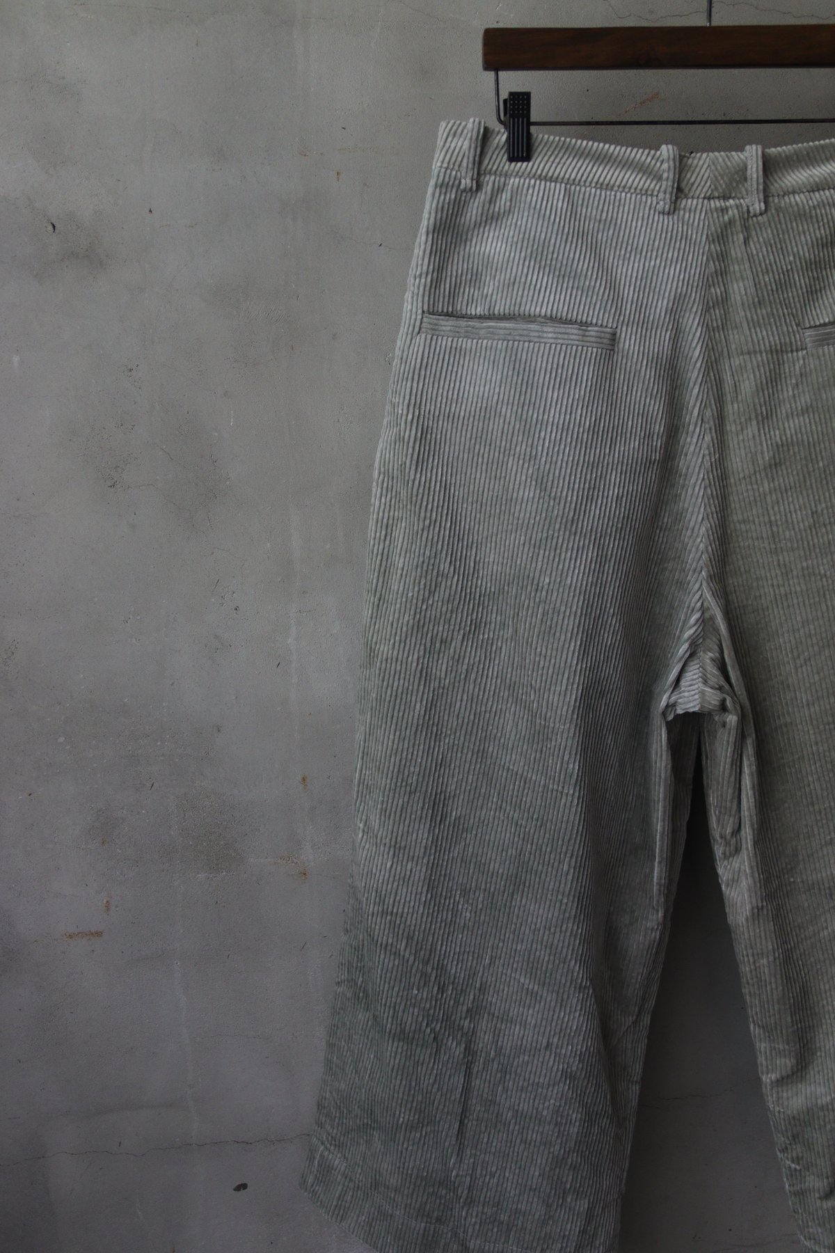 BIEK VERSTAPPEN / MALE PLEATED TROUSERSパンツ / Bi