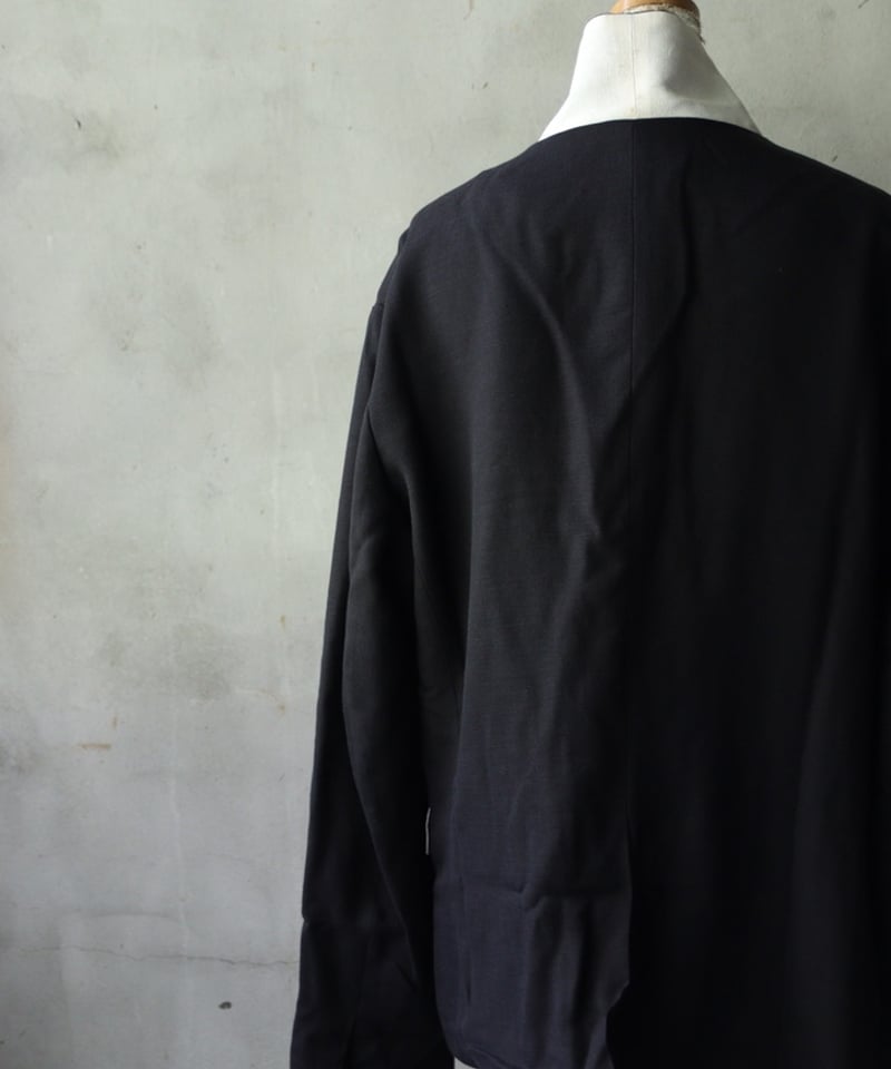 y*5様 2022-23 A/W　MARIA TURRI マリアトゥーリ　1B マリア・トゥーリのリネンシャツ | HUES 福岡セレクトショップ