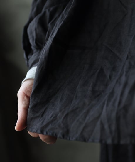 cavane キャヴァネ / V Pull-over blouse linen100ブラウス / ca-25147