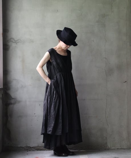 cavane キャヴァネ / Gathered dress linen100ワンピース / ca-25119
