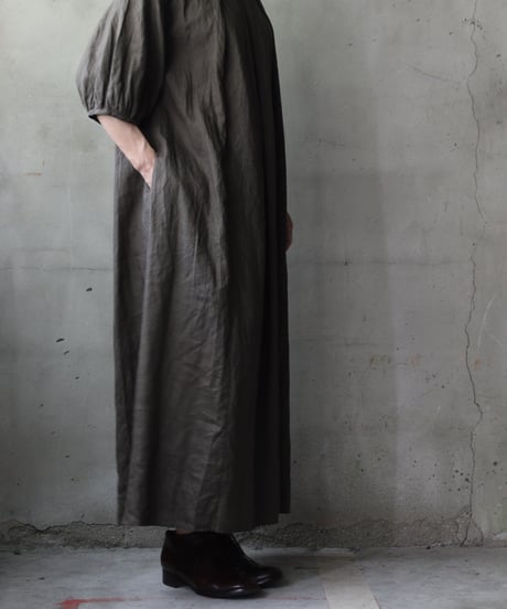cavane キャヴァネ / Over Tuck Linen100 Dressワンピース / ca-25128