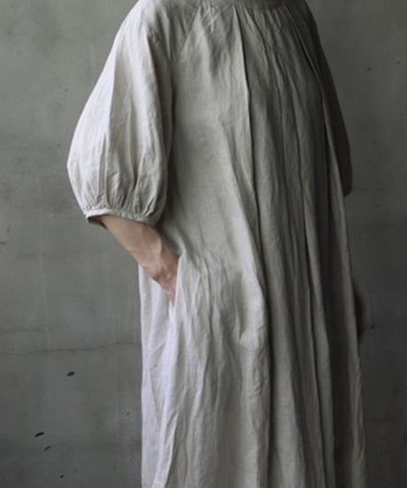 cavane キャヴァネ / Over Tuck Linen100 Dressワンピース / ca-25100