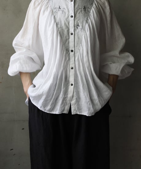 cavane キャヴァネ / Collarless raglan linen100 blouseブラウス / ca-25134