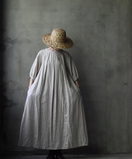 cavane キャヴァネ / Over Tuck Linen100 Dressワンピース / ca-25100