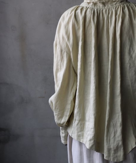 cavane キャヴァネ / Pull-over blouse with tie Linen100ブラウス / ca-26054
