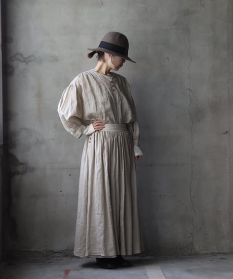 cavane キャヴァネ / Gathered skirt with side button linen100 スカート / ca-25150