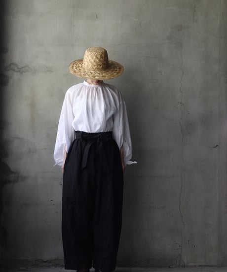 cavane キャヴァネ / Gather Neck Pullover Blouse linen100ブラウス / ca-26068