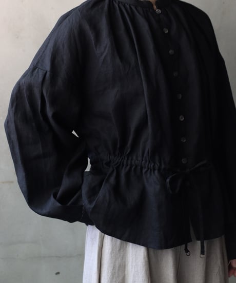 cavane キャヴァネ / Stand collar with waist drawstring blouse linen100ブラウス / ca-26060