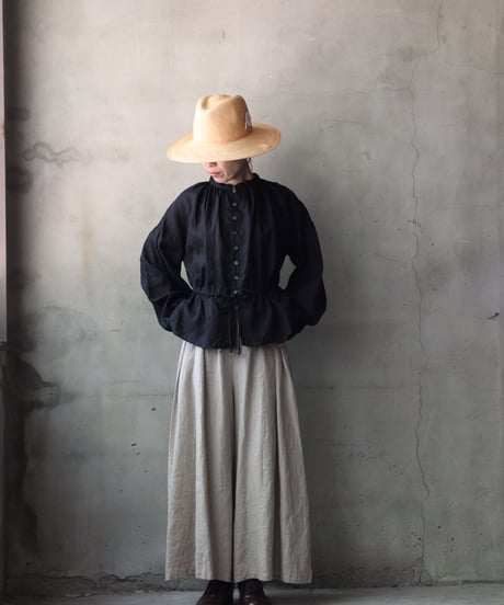 cavane キャヴァネ / Stand collar with waist drawstring blouse linen100ブラウス / ca-26060