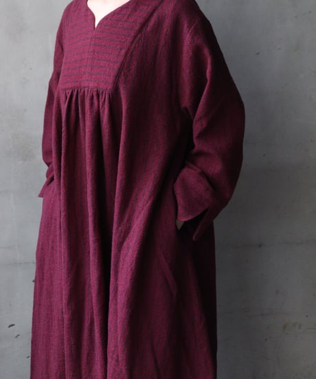 cavane キャヴァネ /  Neckline switching dress wool100ワンピース / ca-25172