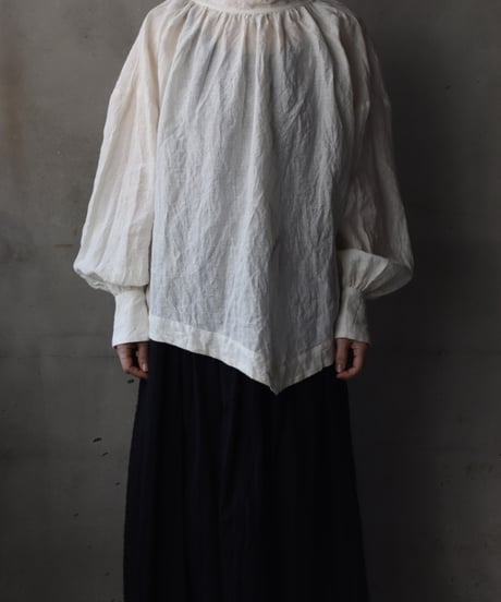 cavane キャヴァネ / Pull-over blouse with tie Linen100ブラウス / ca-26029