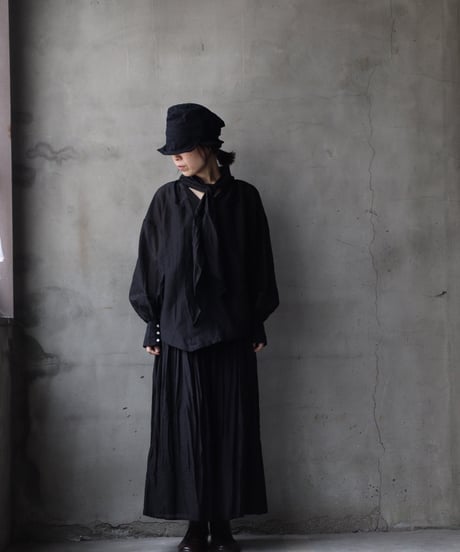 cavane キャヴァネ / Pull-over blouse with tie Silk & Cotton100ブラウス / ca-26034