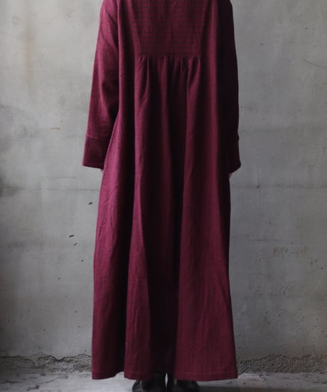 cavane キャヴァネ /  Neckline switching dress wool100ワンピース / ca-25172