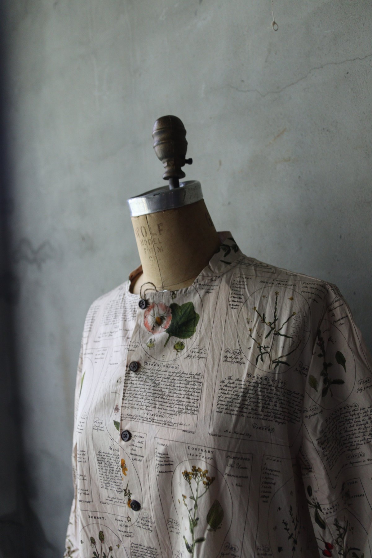 ALEKSANDR MANAMISアレクサンダーマナミ/ WINTER HERBARIUM L