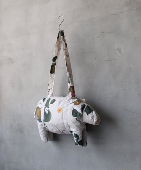 ALEKSANDR MANAMISアレクサンダーマナミ/ OINK OINK BAG LES FRUITSバッグ/ am-26010